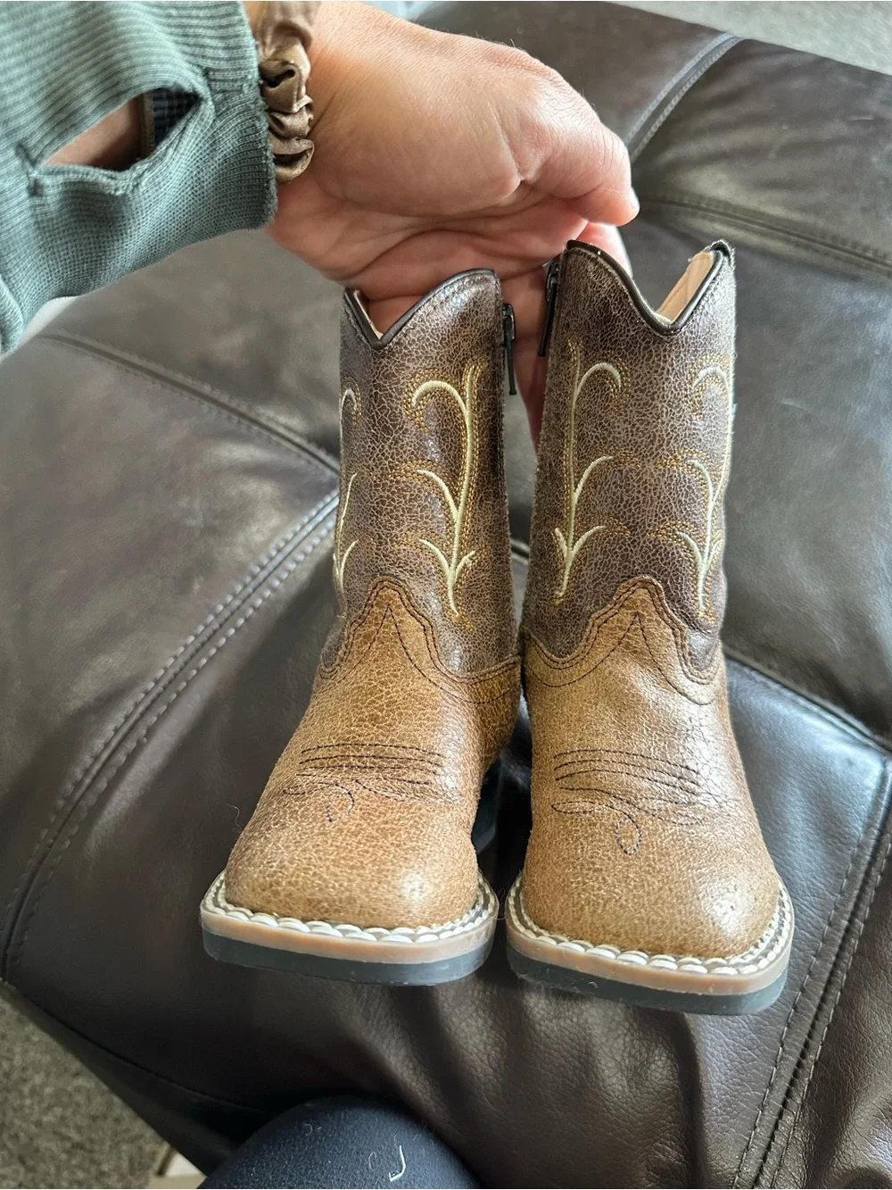 Old West Brown toddler Cowboy Boots 5.5 D LIKE NEW
